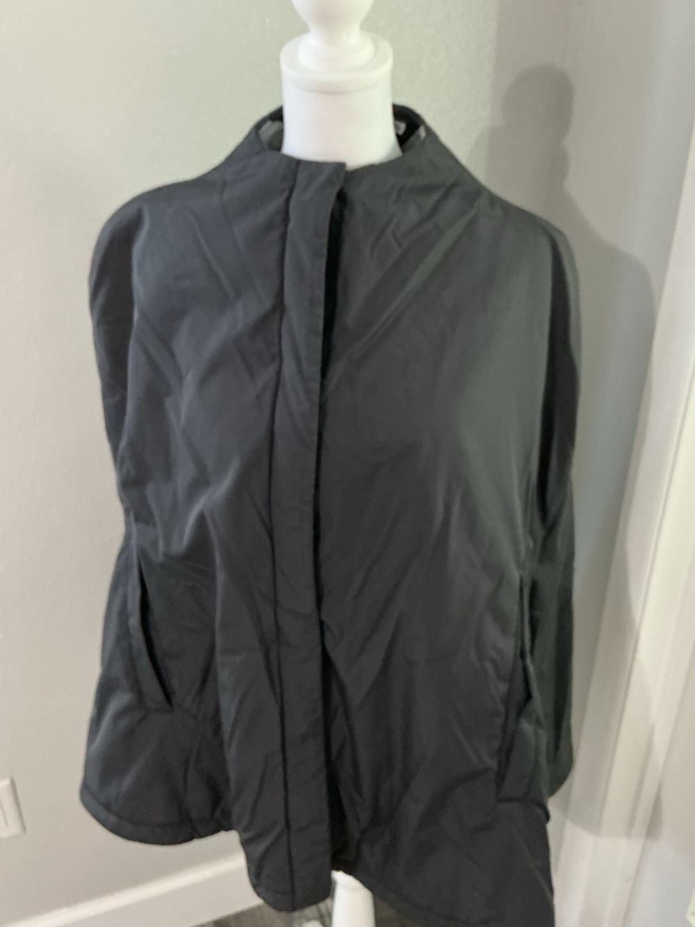 Vintage 1999 Tommy Hilfiger for Bloomingdale’s Swing Slate Gray Cape Coat